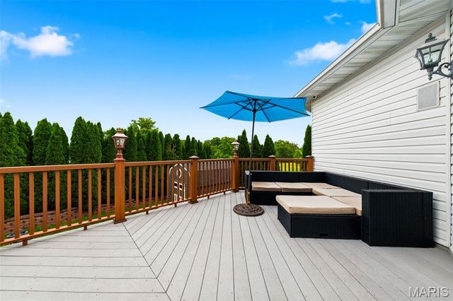 823 Ridge Road, Waterloo, IL 62298