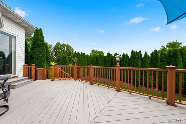 823 Ridge Road, Waterloo, IL 62298