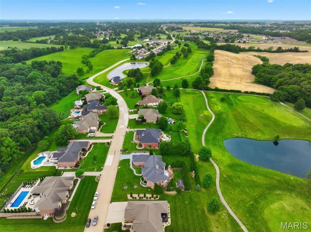 823 Ridge Road, Waterloo, IL 62298