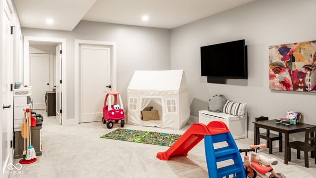 2001 Alvord Street, Indianapolis, IN 46202