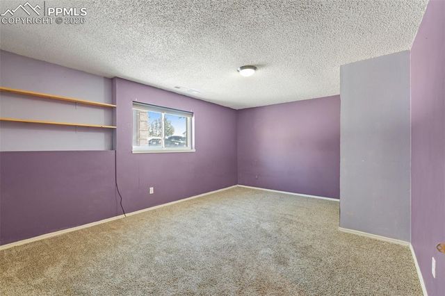 670 Fernglen Court, Colorado Springs, CO 80906