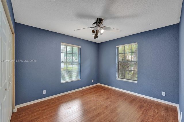 4242 NW 66th St, Coconut Creek, FL 33073