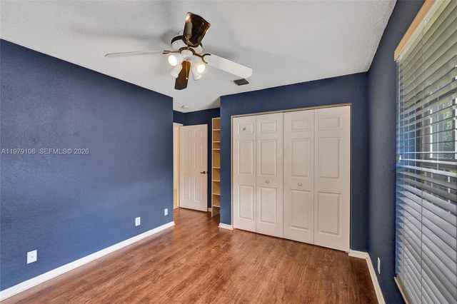 4242 NW 66th St, Coconut Creek, FL 33073