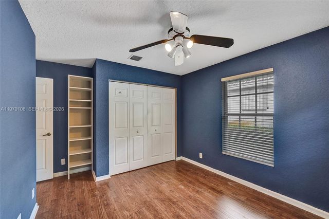 4242 NW 66th St, Coconut Creek, FL 33073