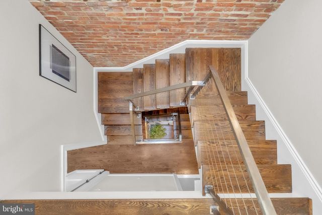 225 R ST NW, Washington, DC 20001