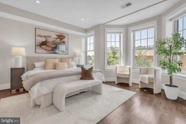 225 R ST NW, Washington, DC 20001