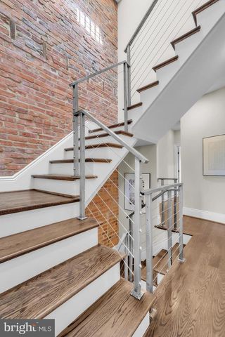 225 R ST NW, Washington, DC 20001