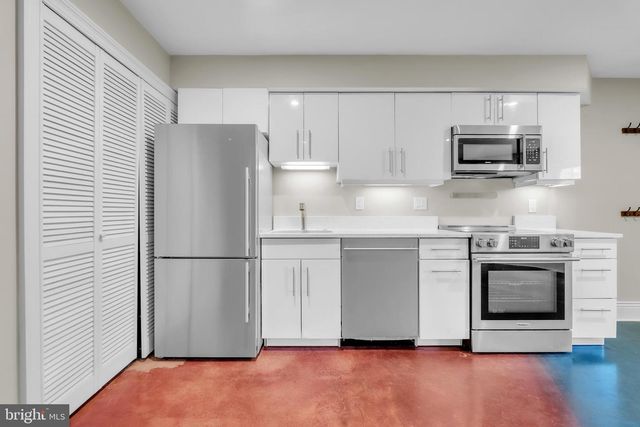 225 R ST NW, Washington, DC 20001