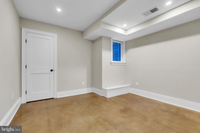 225 R ST NW, Washington, DC 20001