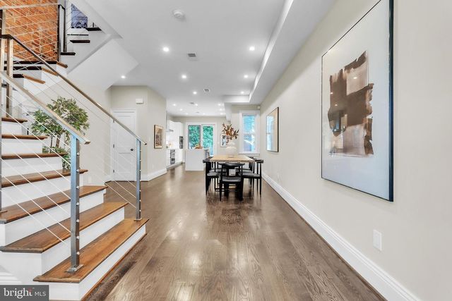 225 R ST NW, Washington, DC 20001