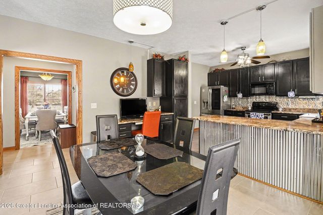 11610 Hibiscus Lane, Grand Ledge, MI 48837