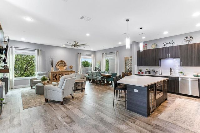 1417 Kramer LN 12, Austin, TX 78758