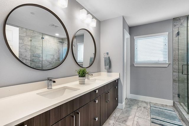 1417 Kramer LN 12, Austin, TX 78758