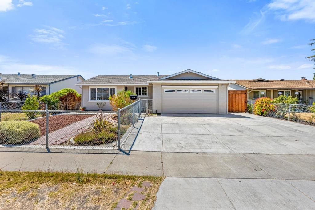 Image 1 of property listing at 1679 Farringdon Drive, San Jose, CA 95127