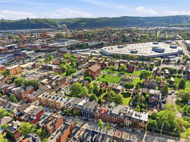 1709 Buena Vista St, Central North Side, PA 15212