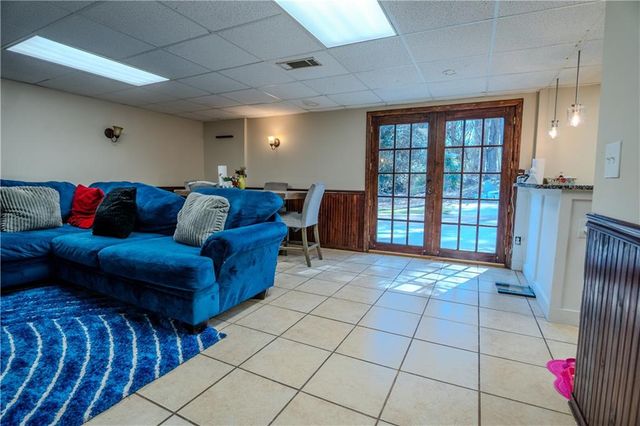 2255 Pinehaven Court, Grayson, GA 30017