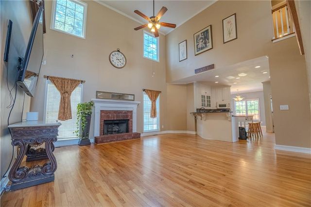 2255 Pinehaven Court, Grayson, GA 30017