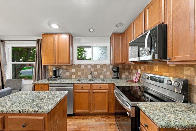 1600 S Perry Street, Denver, CO 80219