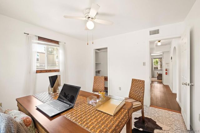 701 Valley Ave, Solana Beach, CA 92075