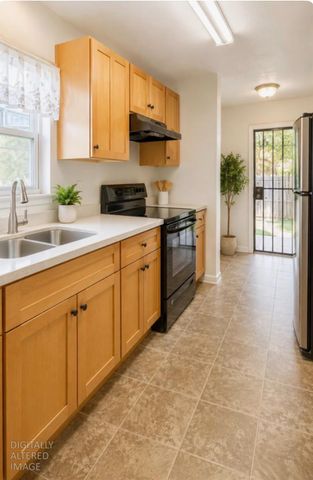 1052 Irene St, Stockton, CA 95206