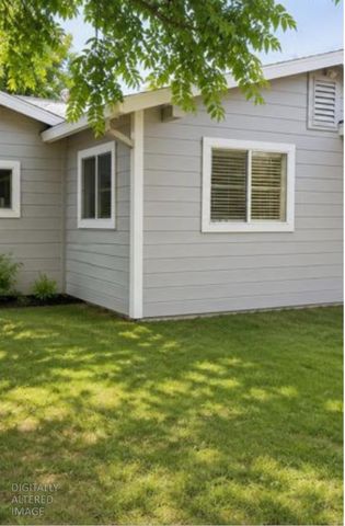 1052 Irene St, Stockton, CA 95206