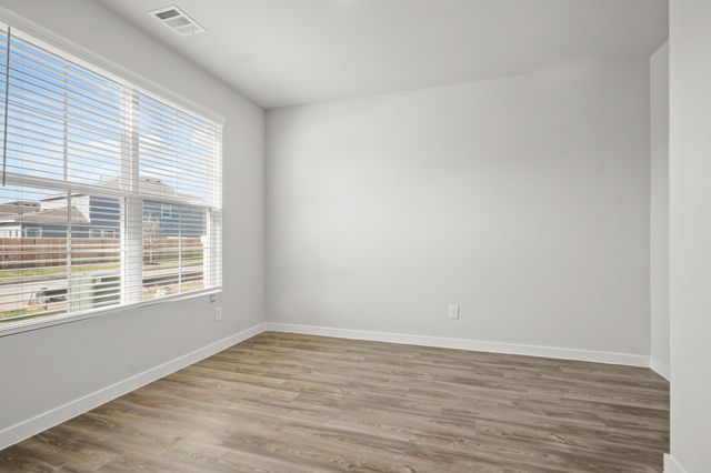 17211 White Peace Drive, Waller, TX 77484