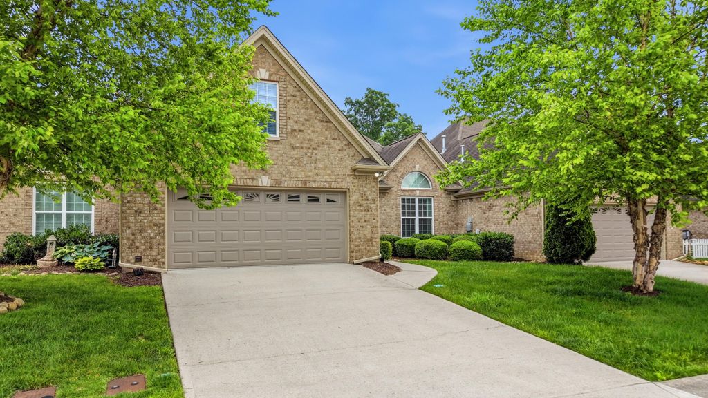 2020 Belleau Village Lane, Chattanooga, TN 37421