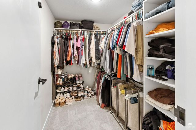 9152 Dave Drive, Manhattan, KS 66502