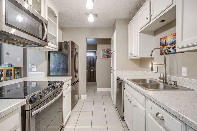 1105 Patrick Street, Crowley, TX 76036