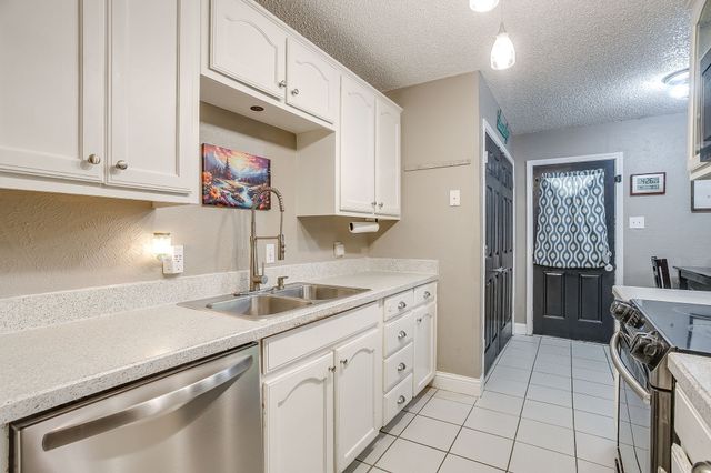 1105 Patrick Street, Crowley, TX 76036