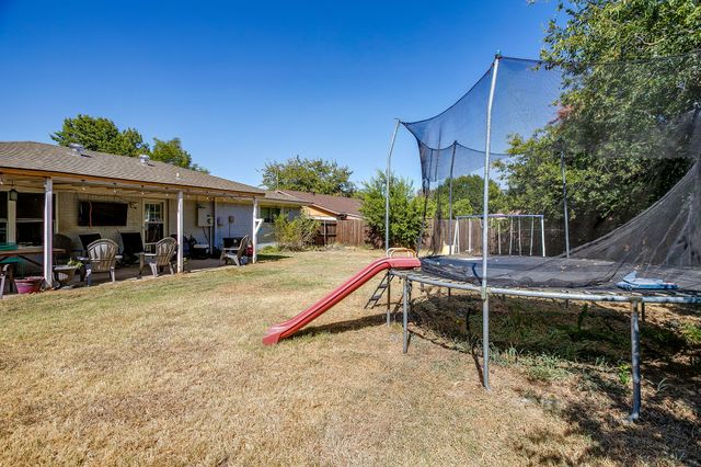 1105 Patrick Street, Crowley, TX 76036