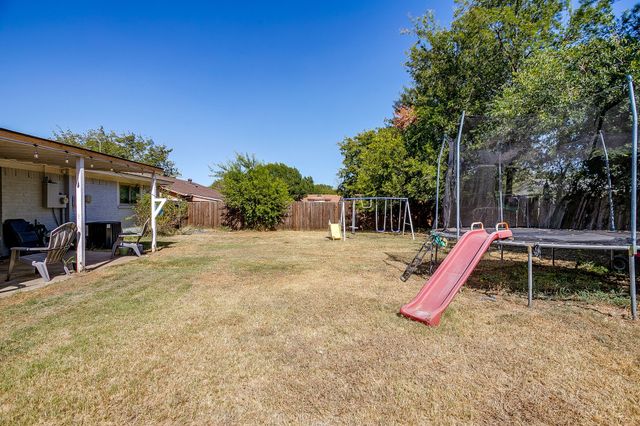 1105 Patrick Street, Crowley, TX 76036