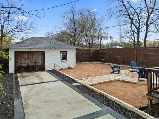 139 E Highland, San Antonio, TX 78210