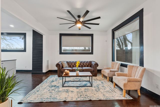 139 E Highland, San Antonio, TX 78210