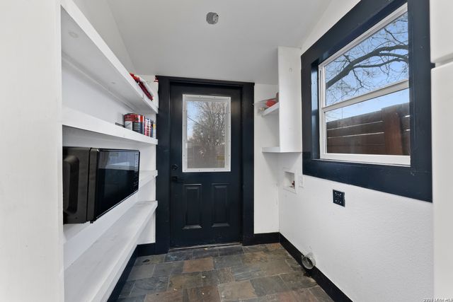 139 E Highland, San Antonio, TX 78210