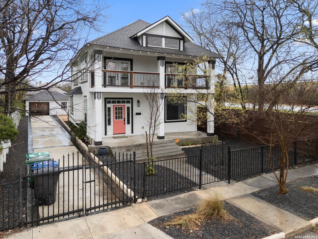 139 E Highland, San Antonio, TX 78210