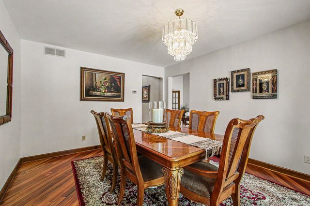 461 Amhurst Road, Valparaiso, IN 46385