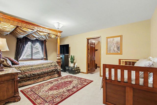 461 Amhurst Road, Valparaiso, IN 46385