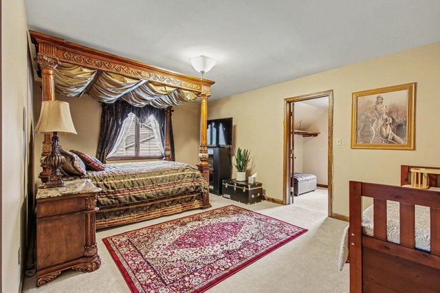 461 Amhurst Road, Valparaiso, IN 46385