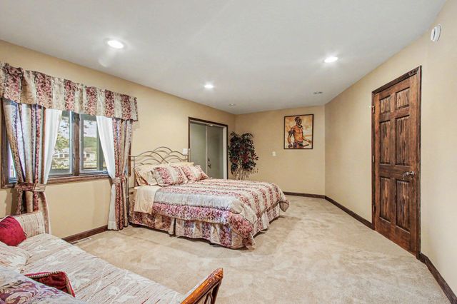 461 Amhurst Road, Valparaiso, IN 46385
