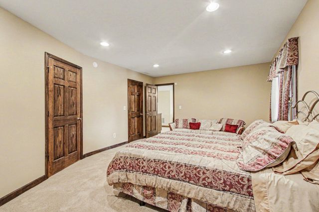 461 Amhurst Road, Valparaiso, IN 46385