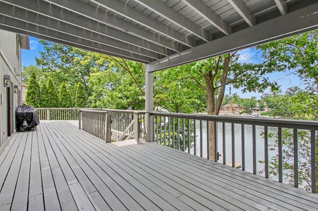 461 Amhurst Road, Valparaiso, IN 46385