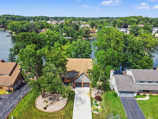 461 Amhurst Road, Valparaiso, IN 46385