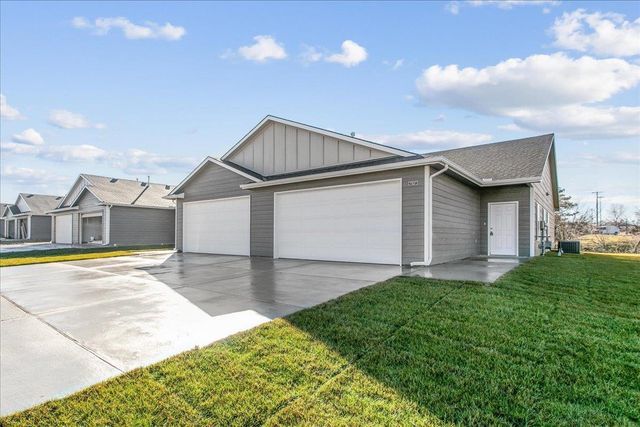 2937 S Bunker Hill Ct., Wichita, KS 67210