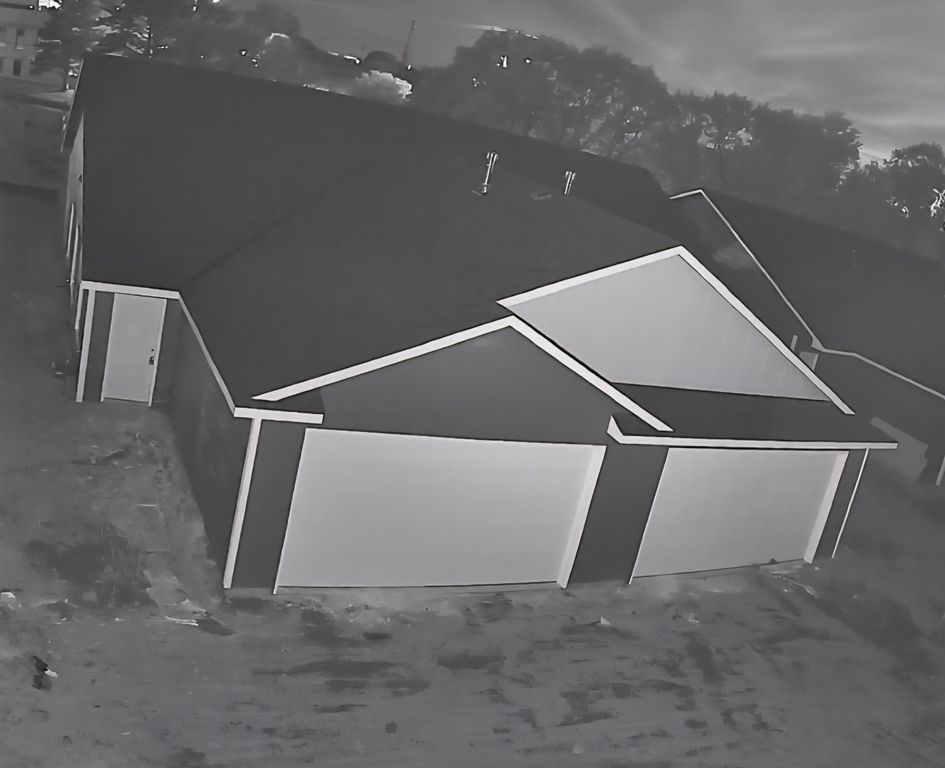 2937 S Bunker Hill Ct., Wichita, KS 67210