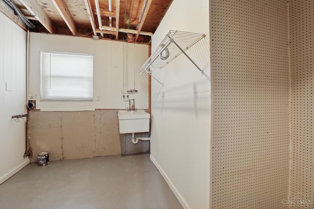 1090 Michelle Trail, Miami Twp, OH 45150