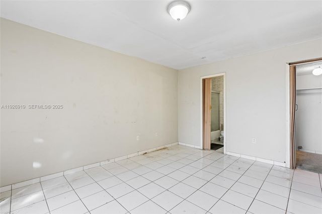 17051 NE 35th Ave 301, North Miami Beach, FL 33160