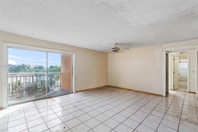17051 NE 35th Ave 301, North Miami Beach, FL 33160