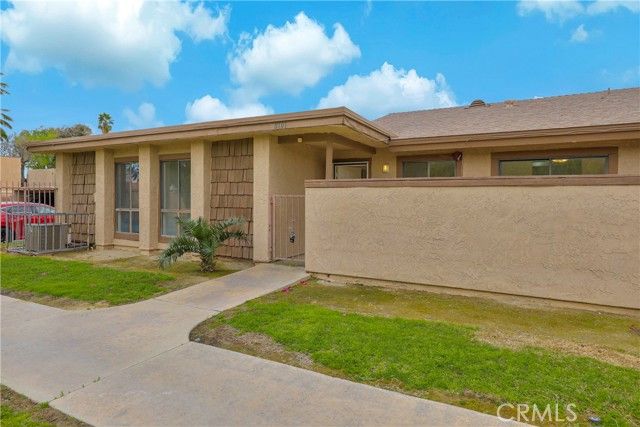 45546 Aladdin Street B101, Indio, CA 92201