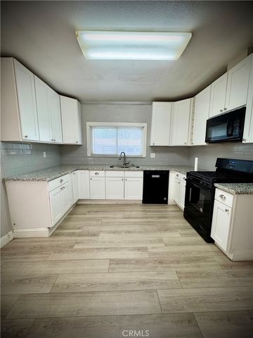 522 Wolfe, Turlock, CA 95380